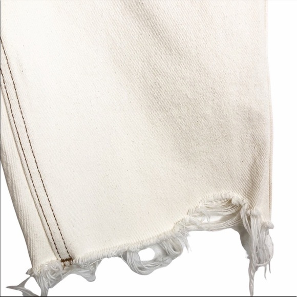 FREE PEOPLE NWT We The Free Frayed Button Fly Jean Shorts Size 25 in Natural - Picture 5 of 15